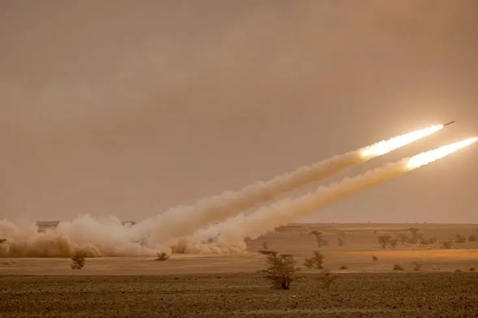 What are the implications of the US allowing Ukraine to use long-range missiles on Russian territory?
